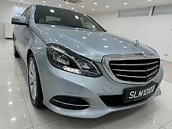 Mercedes Benz E200 Sedan R17 LED 2015 Silver keyless